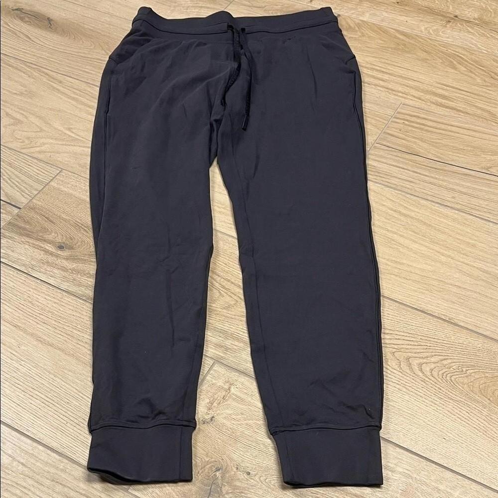 Lululemon Athletica ready to rulu cropped Charcoal blue Joggers